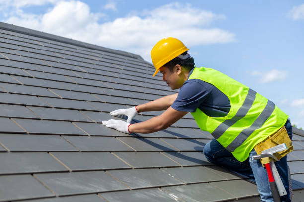 Best Flat Roof Repair Services  in Lambert, MS